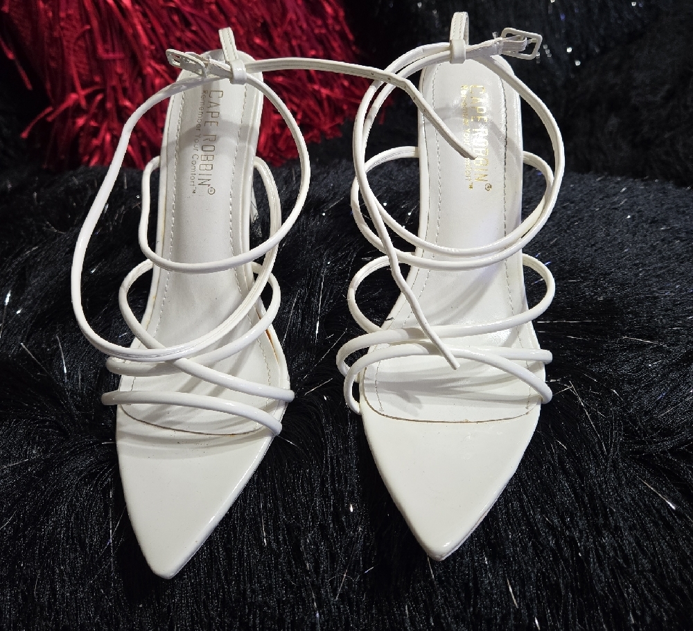 Capelli of New York White Strappy Women's Shoes